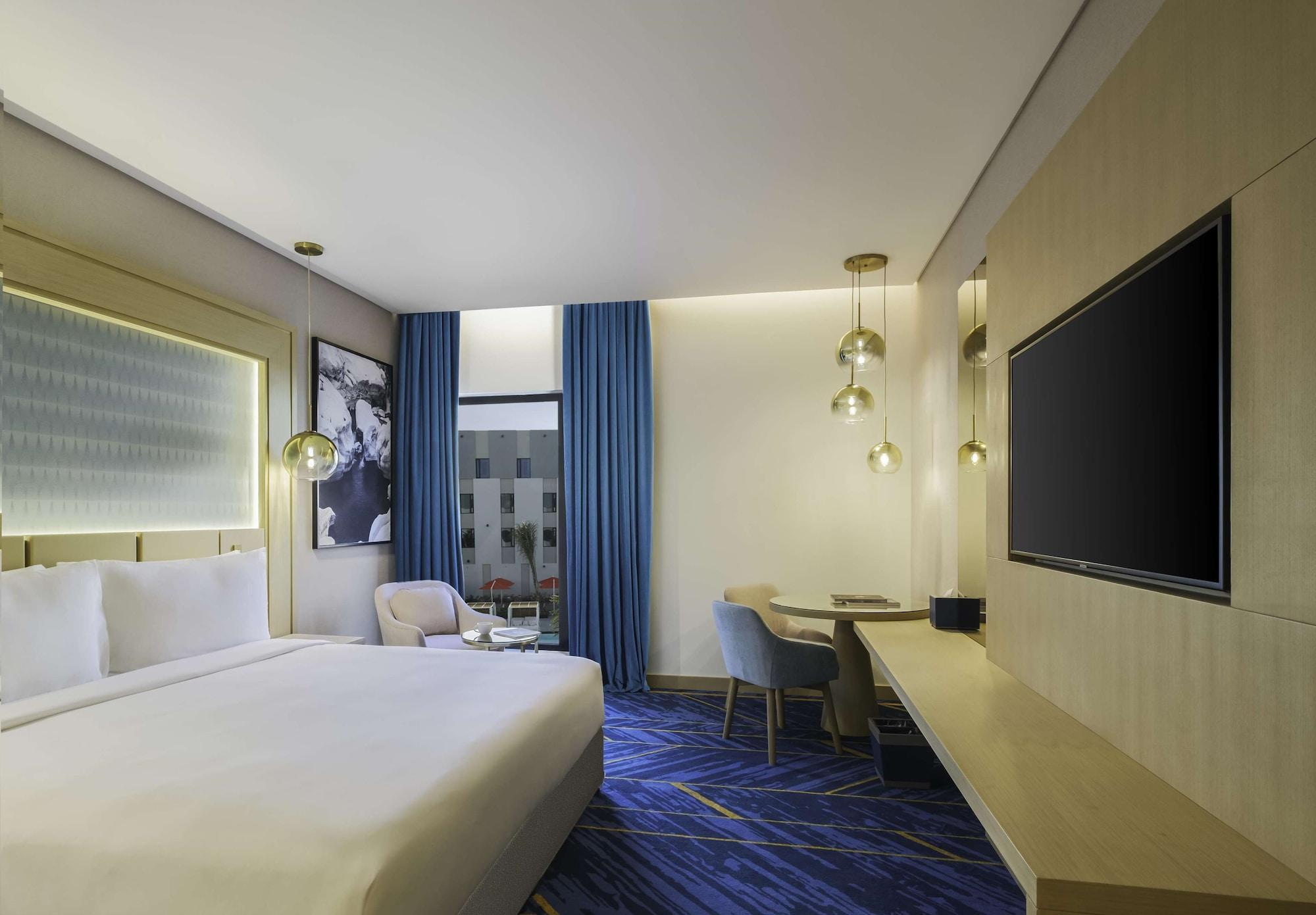 Maani Muscat Hotel & Suites Esterno foto